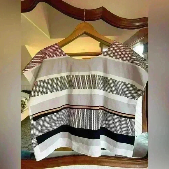 Structural, stiff cotton geometric blouse - Sz Medium - Picture 1 of 4